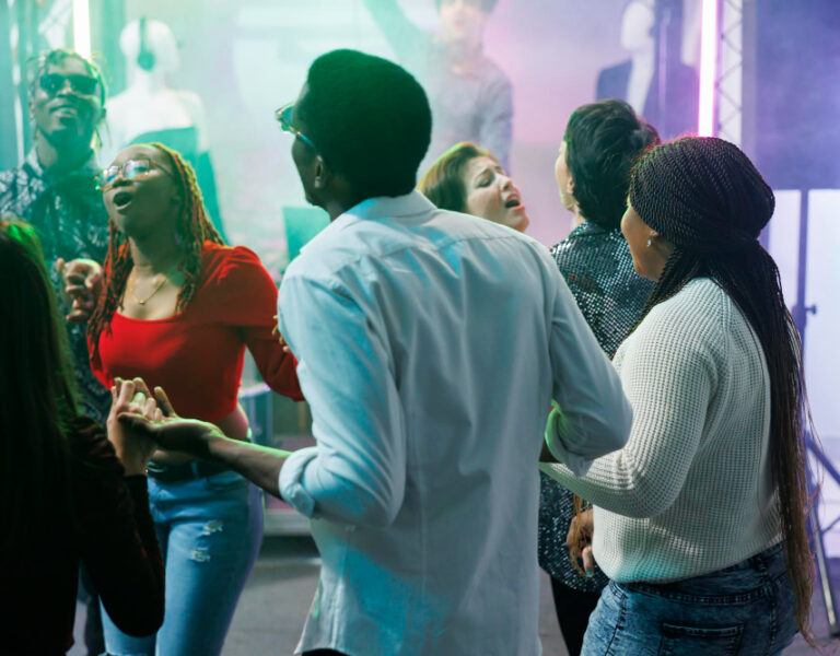 Life-Changing Sermons at New Wine Chapel: Teaching That Builds Faith and Releases Power